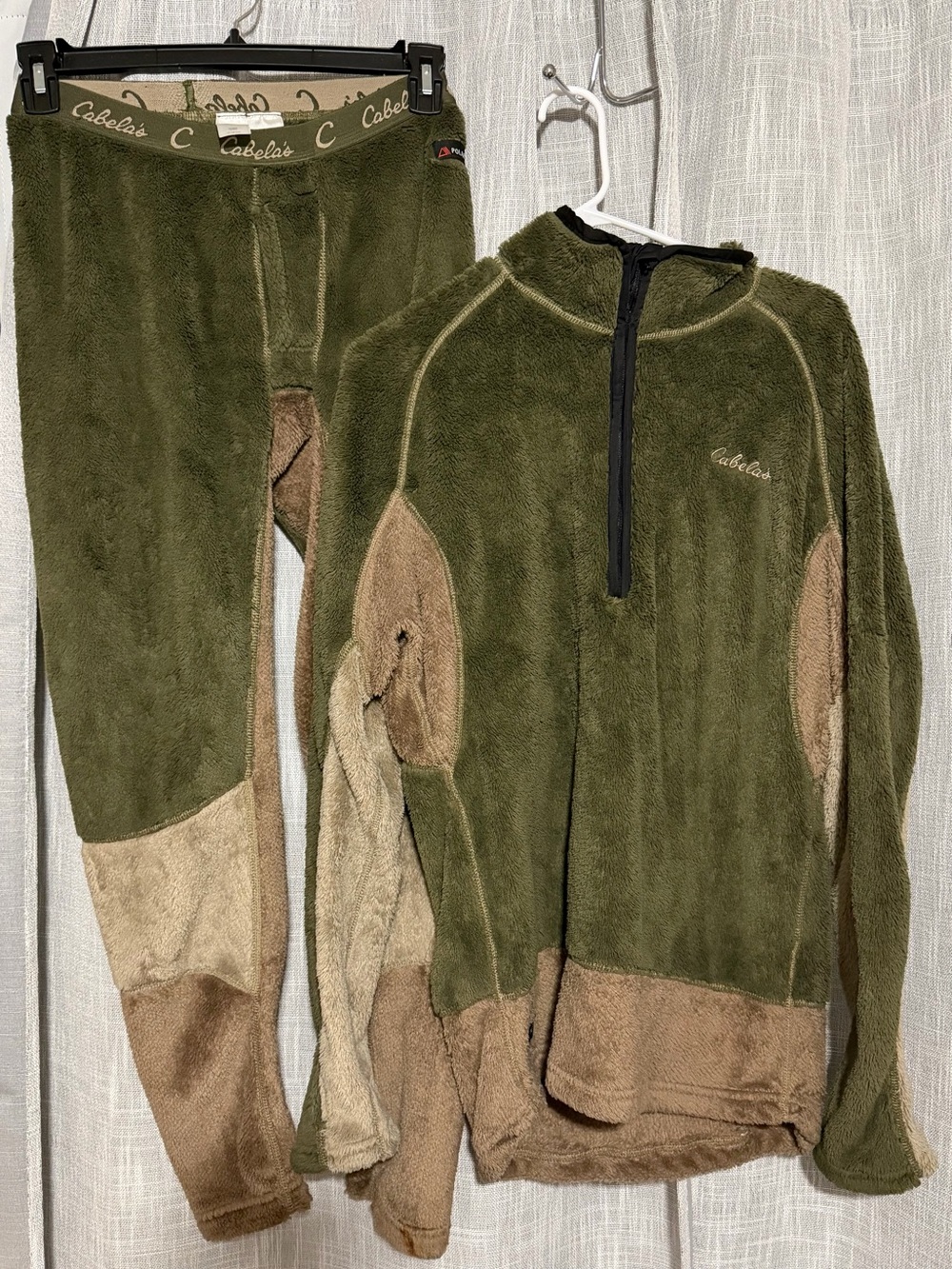 Cabela's Stand Hunter Polartec Thermal Pro Base Top & Bottom Set Medium Regular